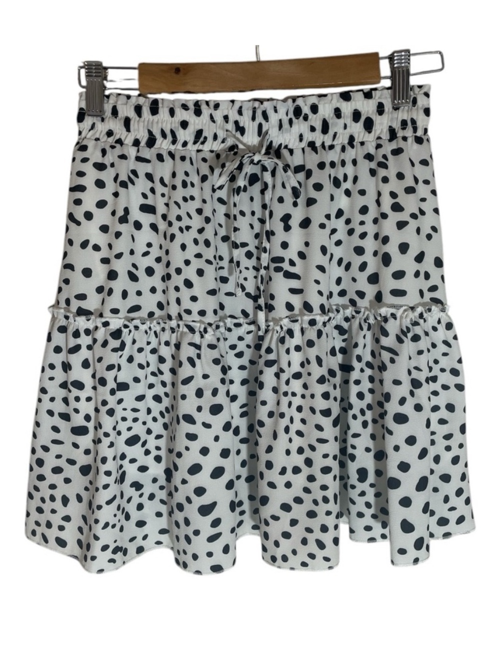 - C10- Ladies Small Skirt